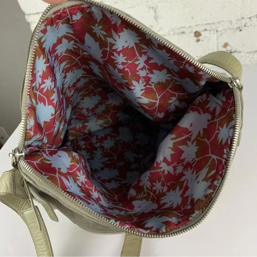 Hobo Shane Grey Leather Flap Crossbody Purse Bag